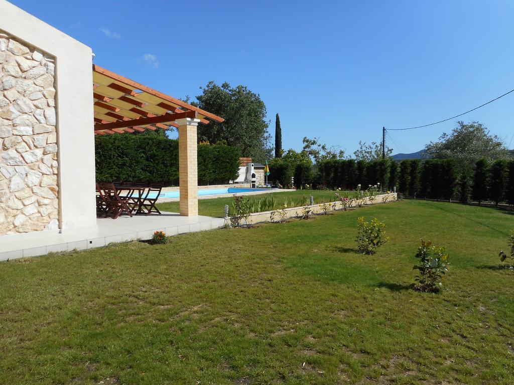 Villa Poulades جوفيا المظهر الخارجي الصورة